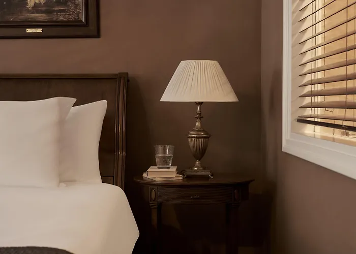 Ippoliti نافبليو