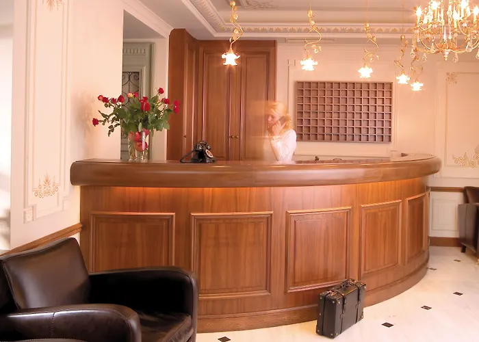 波利蒂酒店 酒店