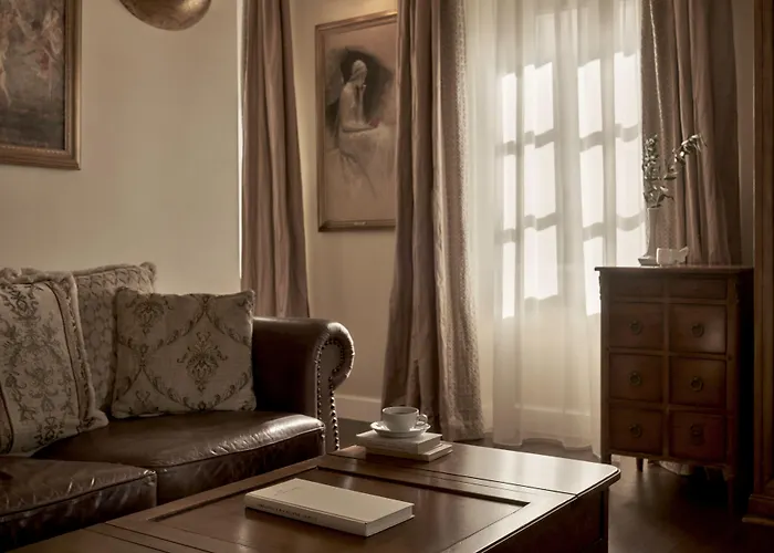 Otel Ippoliti Anabolu